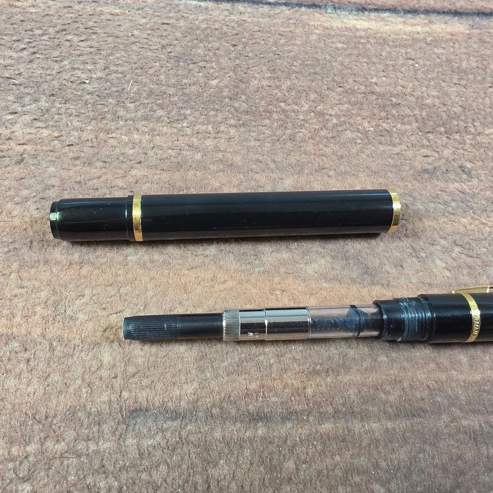 Waterman Fountain Pen Black Gold Good Fine Nib Paris France Boxed